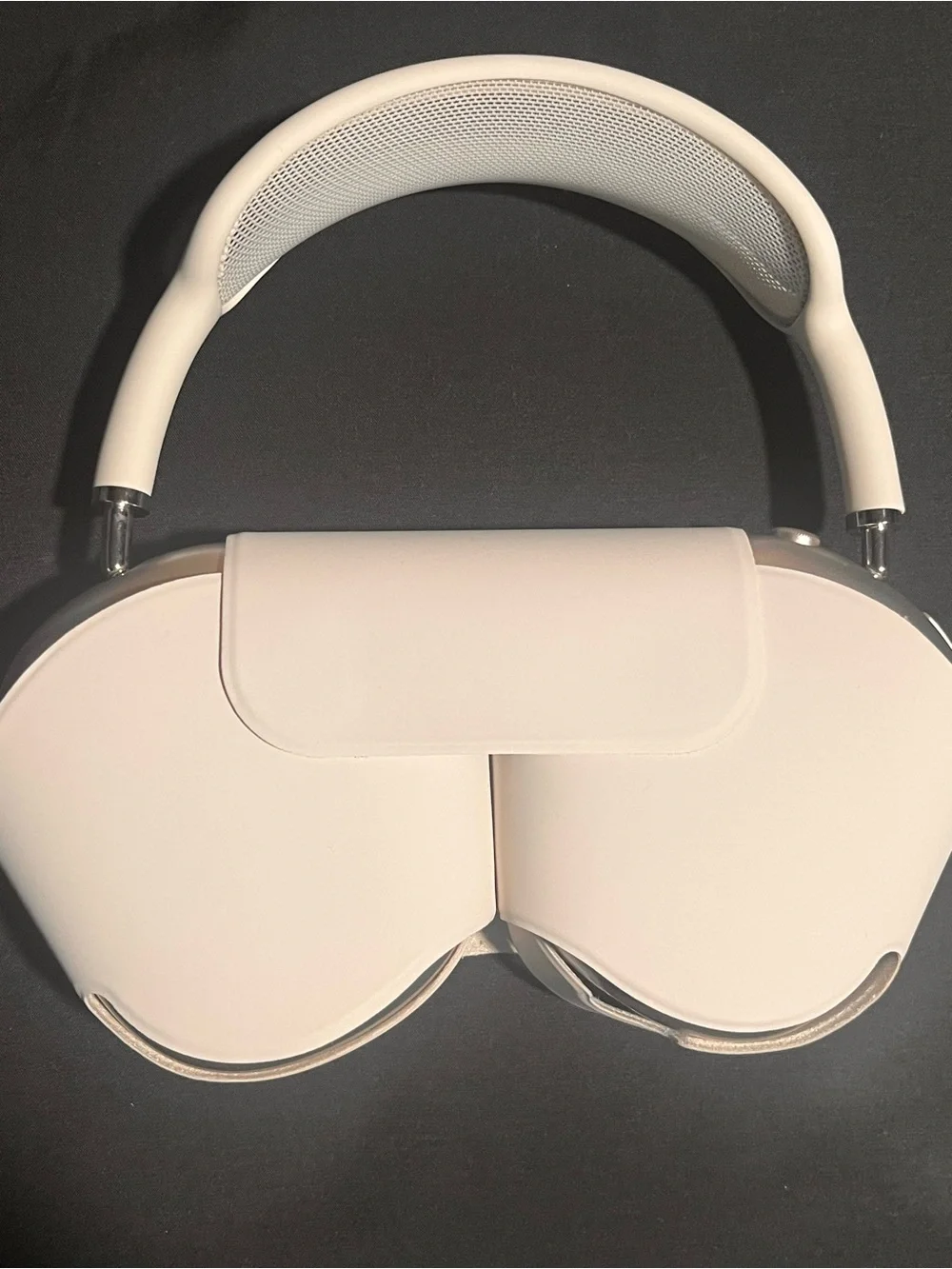 Apple White Over-Ear Wireless Headphones